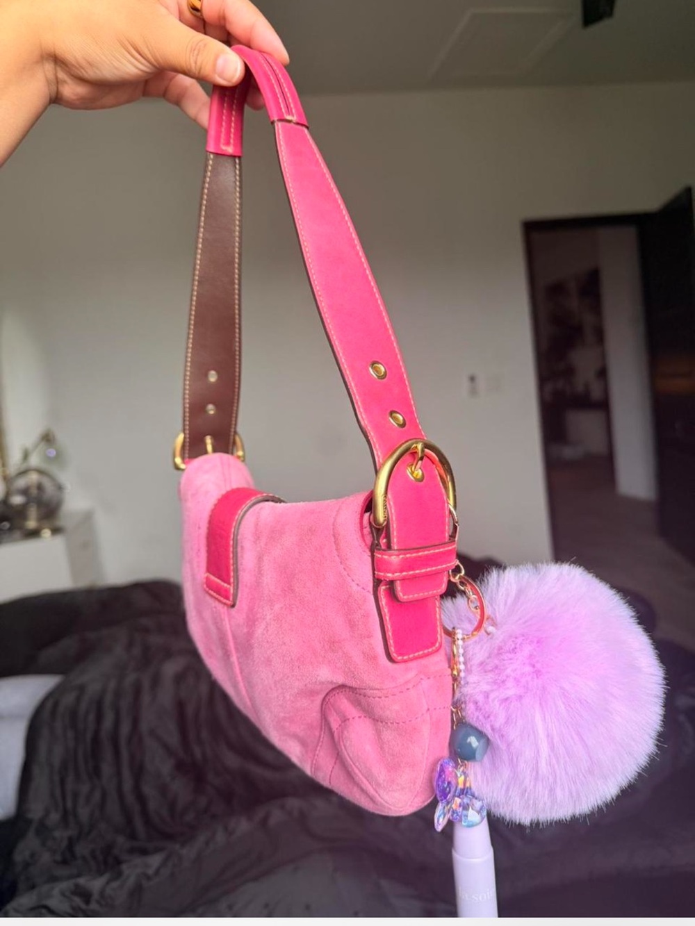 Coach Pink Soho Shoulder Bag with Gold Hardware - Picture 2 of 5